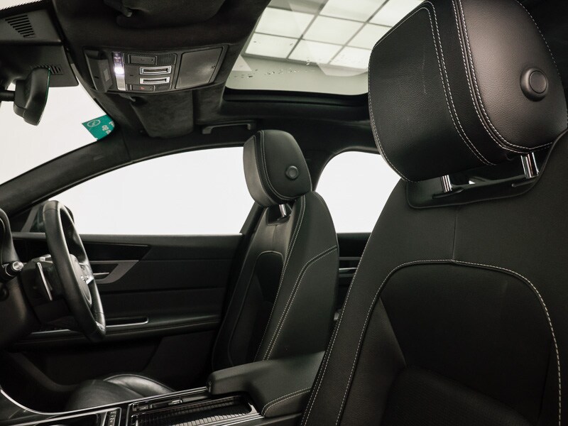 Used Jaguar XF 2019 for sale - 76907054: Photo 7