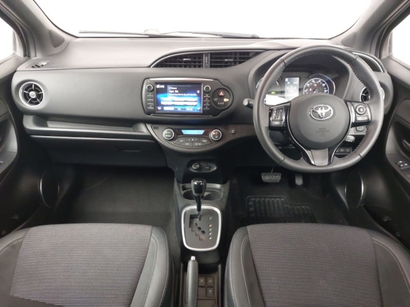 Used Toyota Yaris 2020 for sale - 77251858: Photo 2