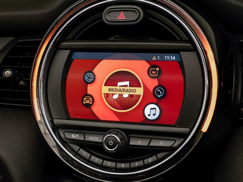 Used MINI Convertible 2018 for sale - 78040717: Photo 18