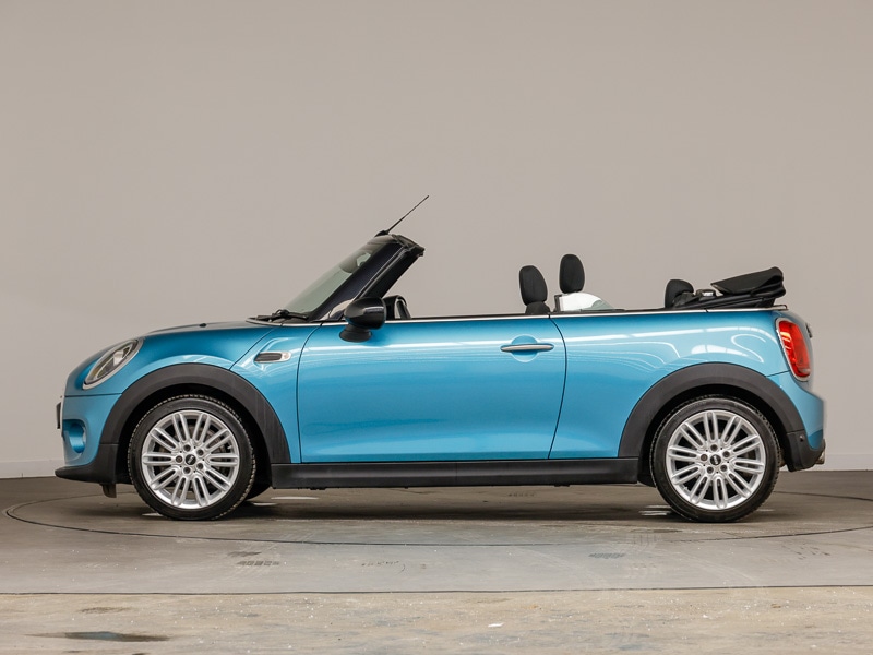 Used MINI Convertible 2018 for sale - 78040717: Photo 4