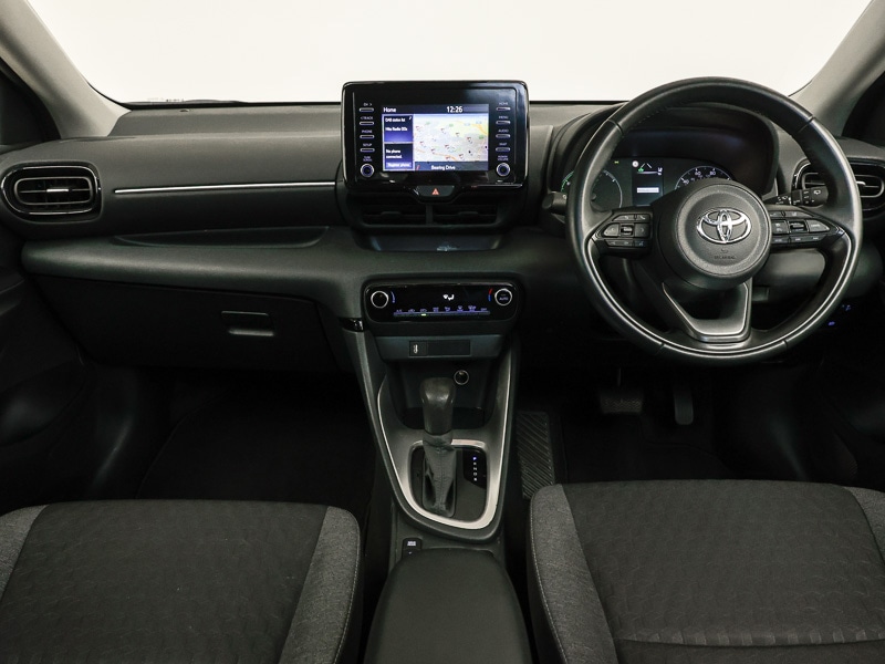 Used Toyota Yaris 2022 for sale - 76643985: Photo 2