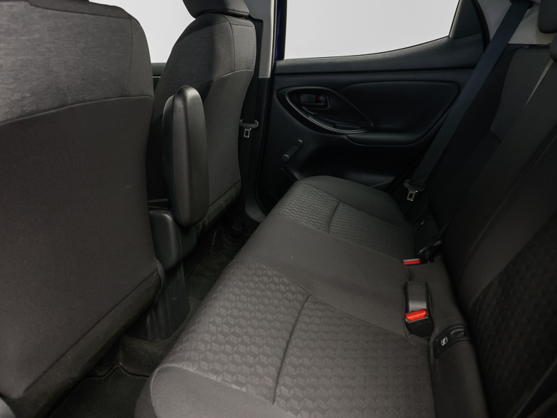 Used Toyota Yaris 2022 for sale - 76643985: Photo 6