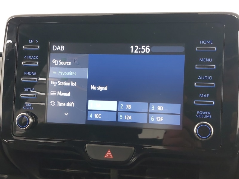 Used Toyota Yaris 2022 for sale - 76639236: Photo 16