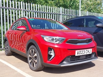 Used Kia Stonic 2023 for sale - 78675000: Photo