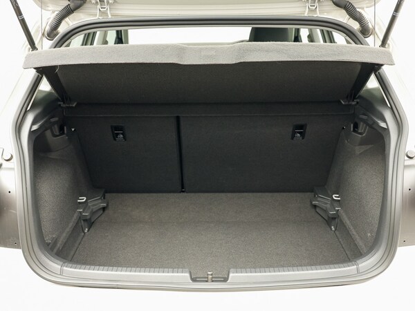 Used Volkswagen Polo 2023 for sale - 76213141: Photo 8