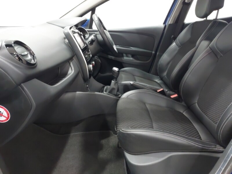 Used Renault Clio 2017 for sale - 76204837: Photo 5