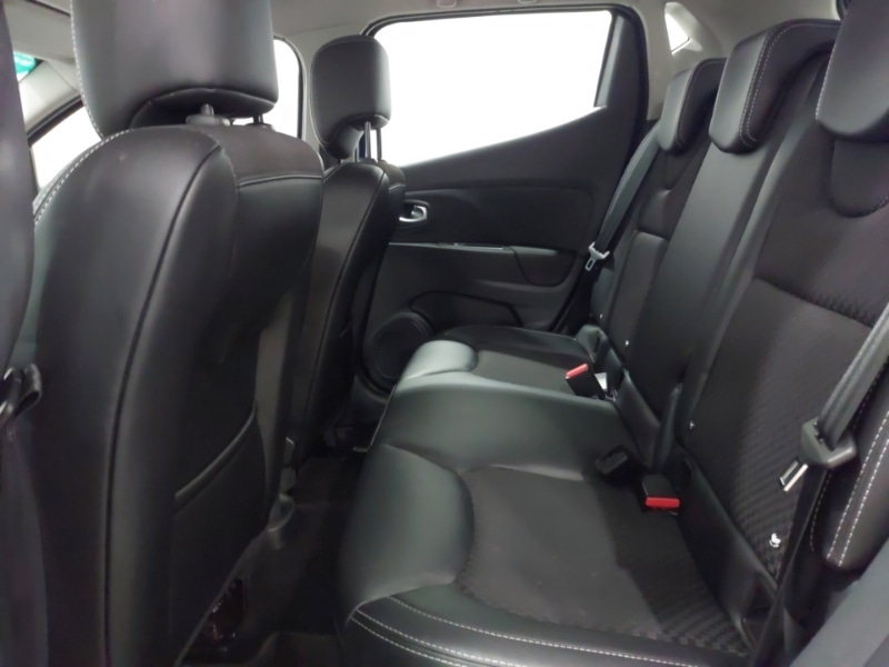 Used Renault Clio 2017 for sale - 76204837: Photo 6