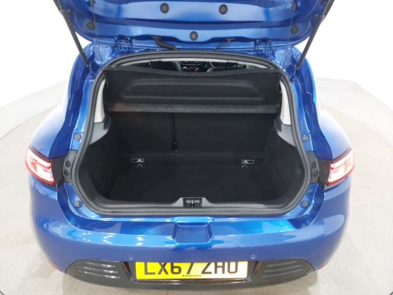 Used Renault Clio 2017 for sale - 76204837: Photo 8