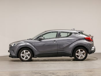 Used Toyota C-HR 2018 for sale - 76983423: Photo