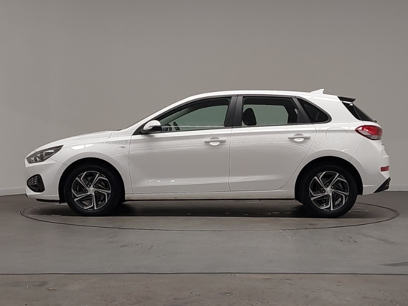 Used Hyundai i30 2024 for sale - 77329700: Photo 4