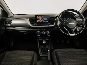 Used Kia Stonic 2023 for sale - 77289681: Photo