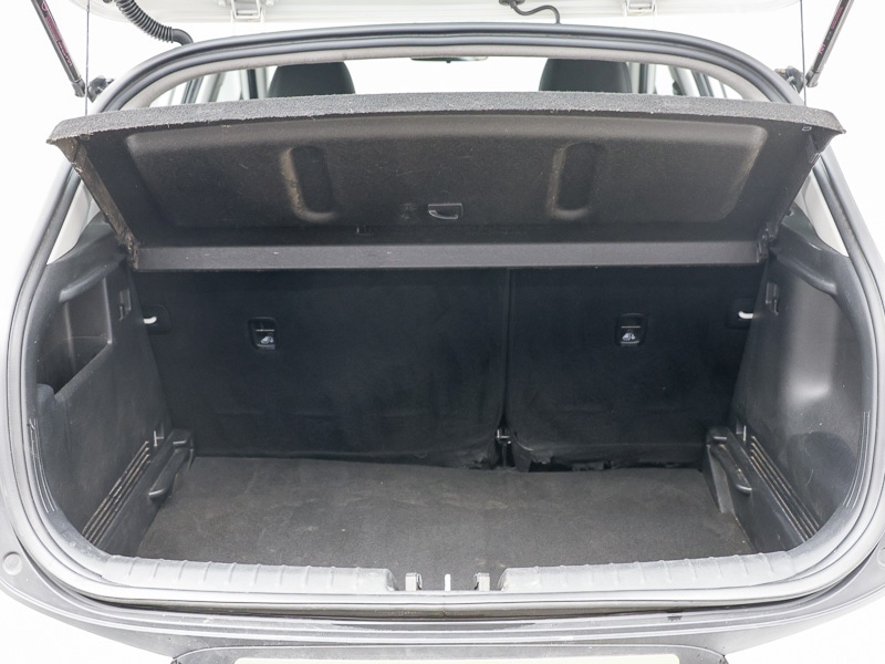 Used Kia Stonic 2023 for sale - 77289681: Photo 8