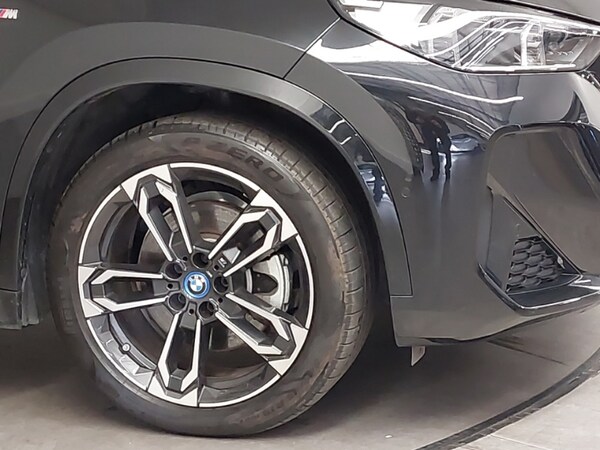 Used BMW iX1 2023 for sale - 76116209: Photo 9