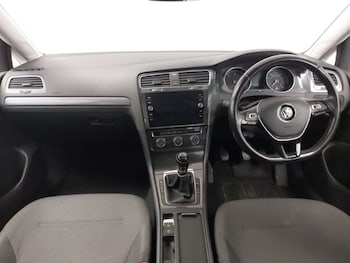Used Volkswagen Golf 2018 for sale - 78440023: Photo