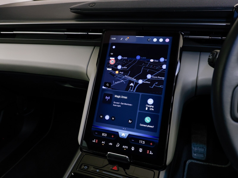 Used Ford Explorer 2025 for sale - 76721425: Photo 11