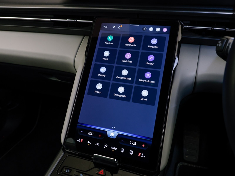 Used Ford Explorer 2025 for sale - 76721425: Photo 13