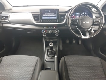 Used Kia Stonic 2023 for sale - 79242907: Photo
