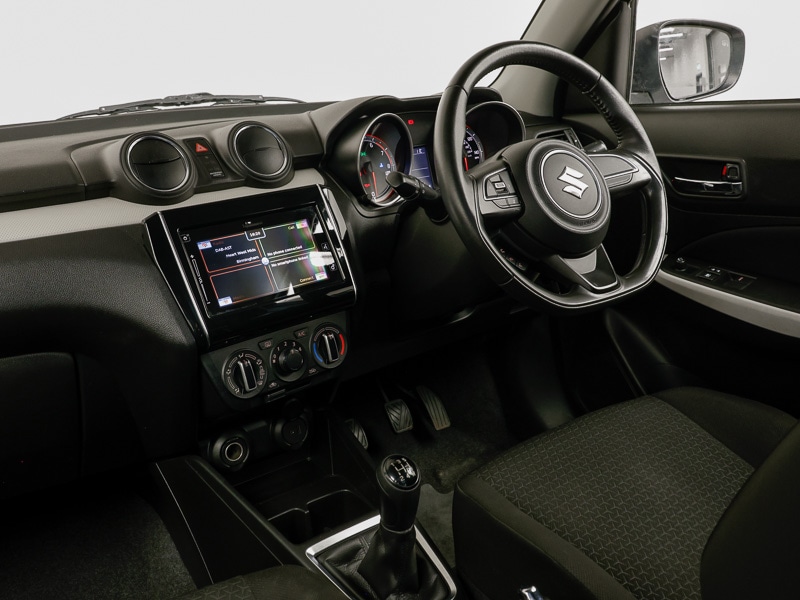 Used Suzuki Swift 2018 for sale - 76907189: Photo 10