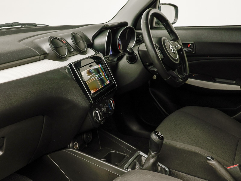 Used Suzuki Swift 2018 for sale - 76907189: Photo 15