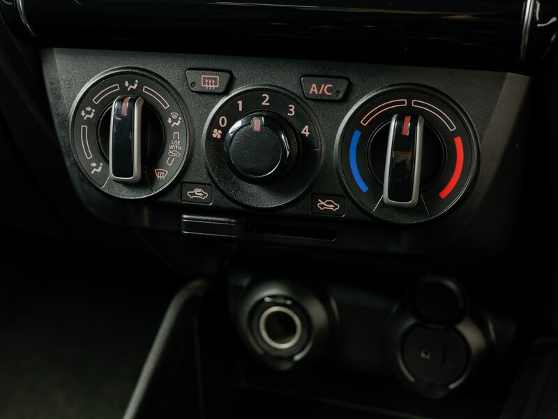 Used Suzuki Swift 2018 for sale - 76907189: Photo 17