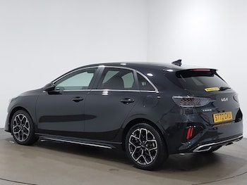 Used Kia Ceed 2022 for sale - 76556638: Photo