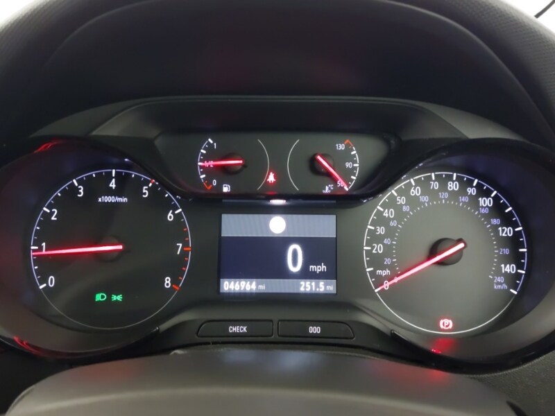 Used Vauxhall Crossland 2021 for sale - 77933215: Photo 10