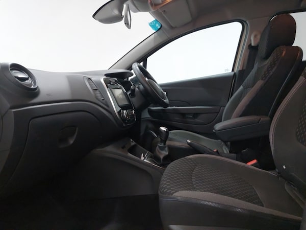 Used Renault Captur 2018 for sale - 76204898: Photo 5