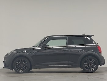 Used MINI Hatch 2024 for sale - 78972767: Photo