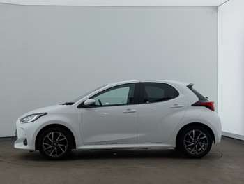 Used Toyota Yaris 2022 for sale - 74433145: Photo