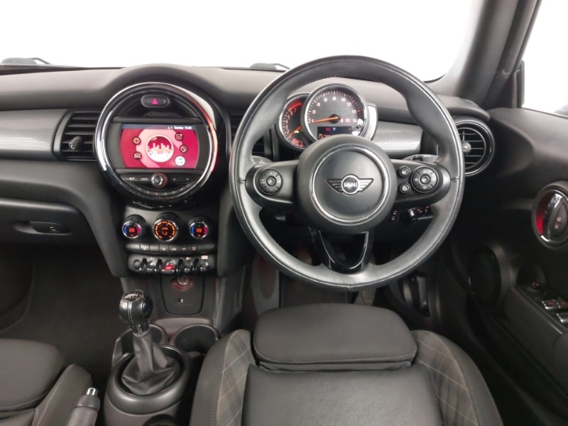 Used MINI Cooper 2018 for sale - 77105676: Photo 12