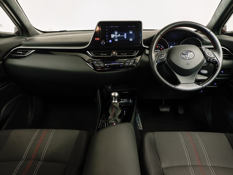 Used Toyota C-HR 2022 for sale - 76815911: Photo 2