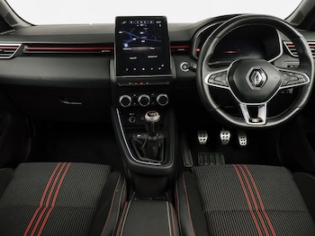 Used Renault Clio 2023 for sale - 75612440: Photo