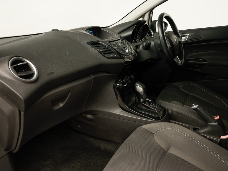 Used Ford Fiesta 2015 for sale - 78113480: Photo 5