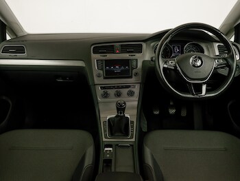 Used Volkswagen Golf 2015 for sale - 78428390: Photo