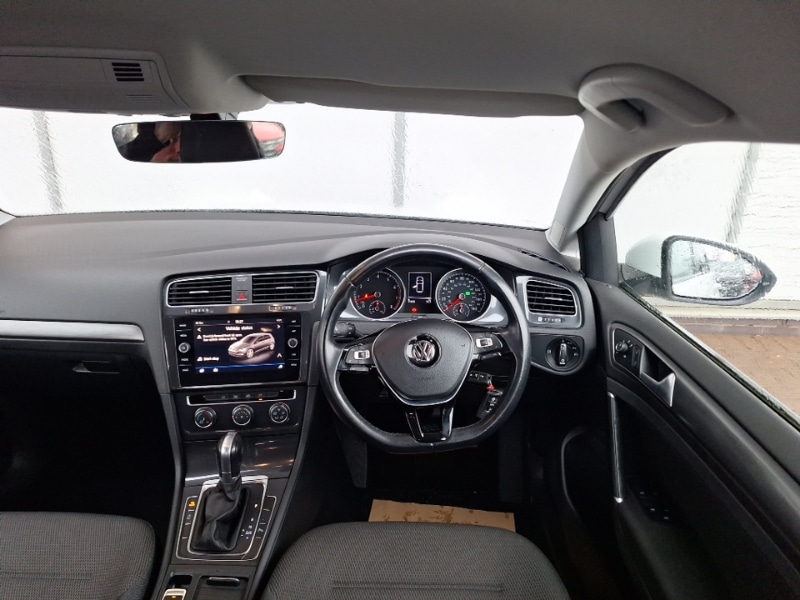 Used Volkswagen Golf 2018 for sale - 77651958: Photo 10