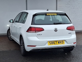 Used Volkswagen Golf 2018 for sale - 77651958: Photo