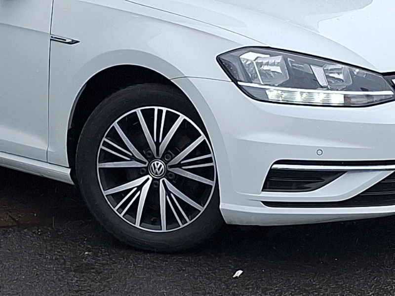 Used Volkswagen Golf 2018 for sale - 77651958: Photo 9