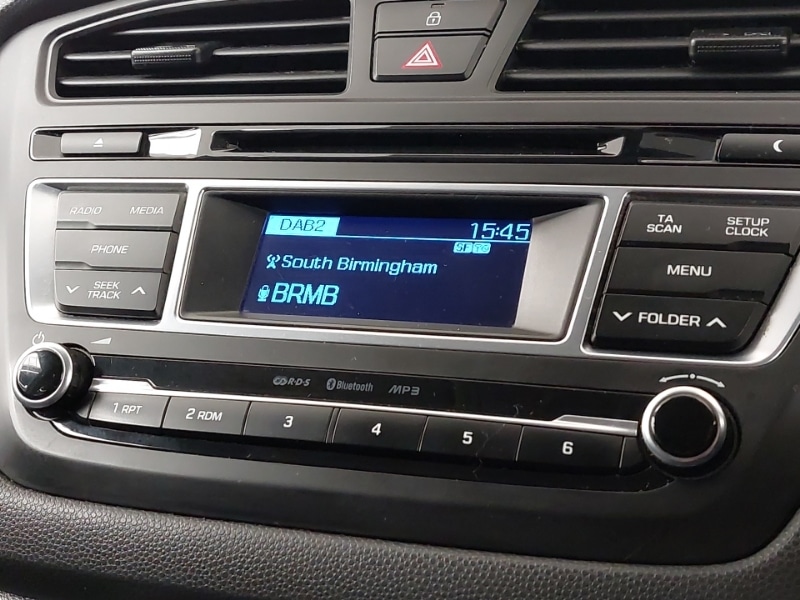 Used Hyundai i20 2016 for sale - 76717909: Photo 11