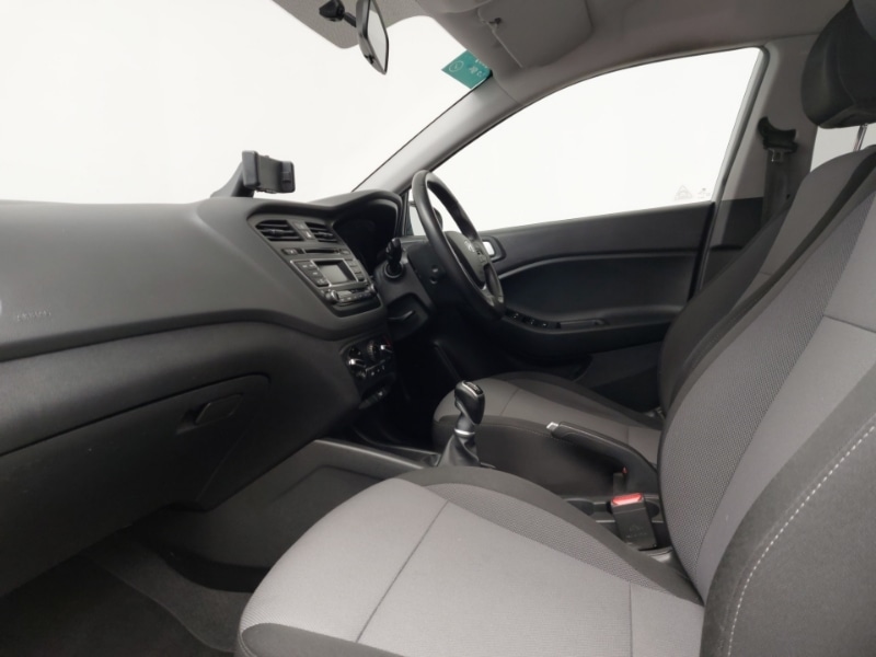 Used Hyundai i20 2016 for sale - 76717909: Photo 5