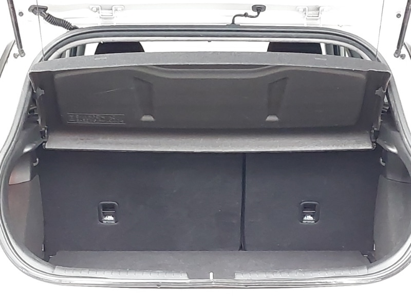 Used Hyundai i20 2016 for sale - 76717909: Photo 8