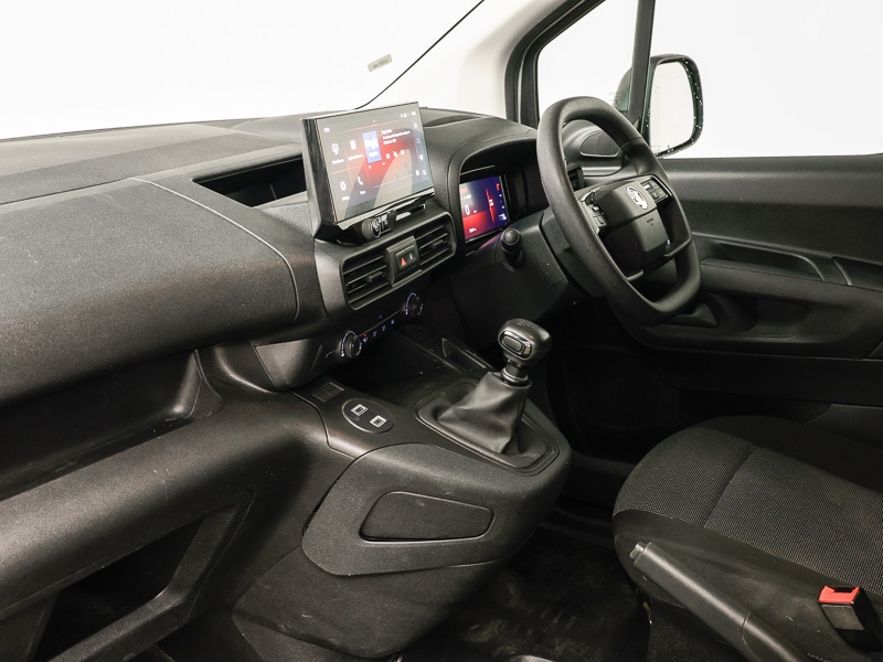 Used Vauxhall Combo 2024 for sale - 76816160: Photo 2