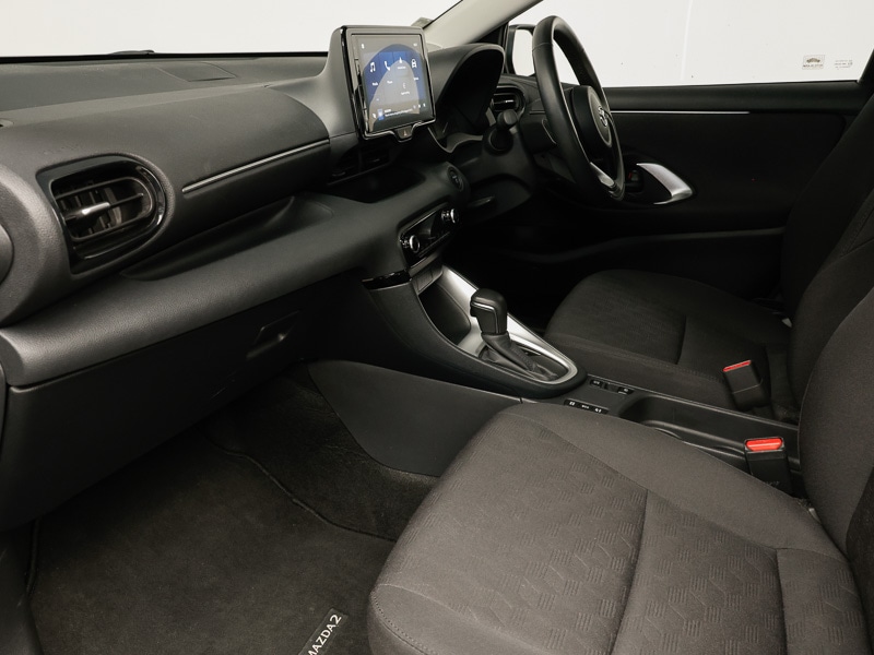 Used Mazda Mazda2 HYBRID 2024 for sale - 76815936: Photo 5