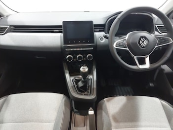 Used Renault Clio 2024 for sale - 75205034: Photo