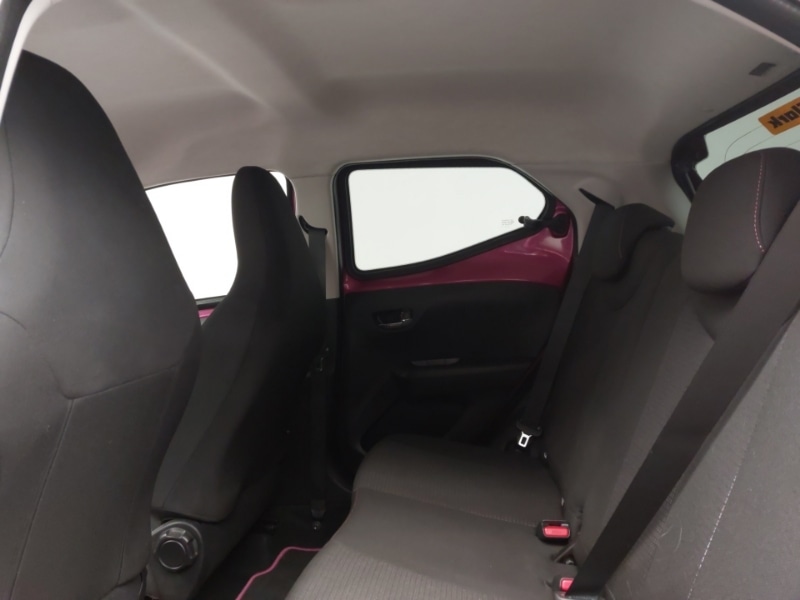 Used Toyota AYGO 2019 for sale - 76779489: Photo 6
