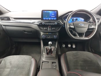 Used Ford Kuga 2022 for sale - 76165760: Photo 2