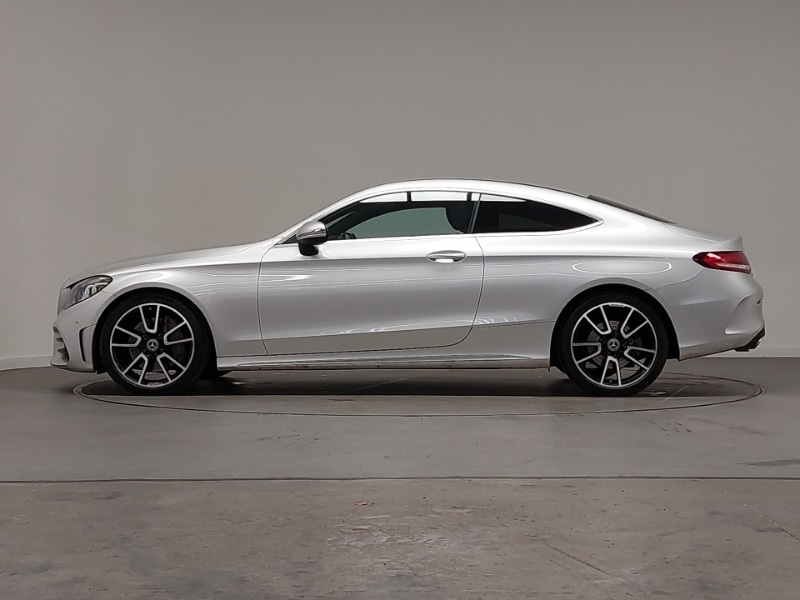 Used Mercedes-Benz C Class 2019 for sale - 77947614: Photo 4