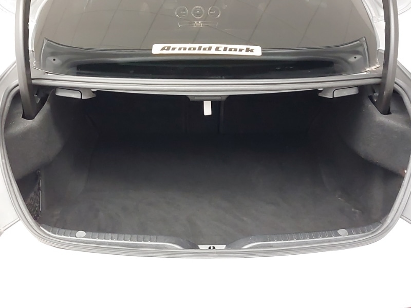 Used Mercedes-Benz C Class 2019 for sale - 77947614: Photo 8