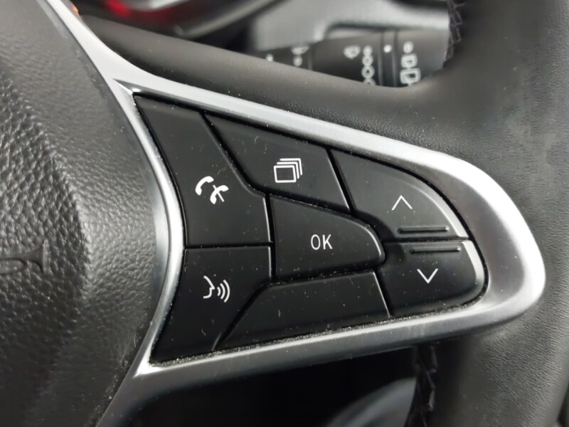 Used Renault Clio 2023 for sale - 78178375: Photo 17