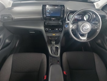 Used Toyota Yaris Cross 2024 for sale - 79440256: Photo