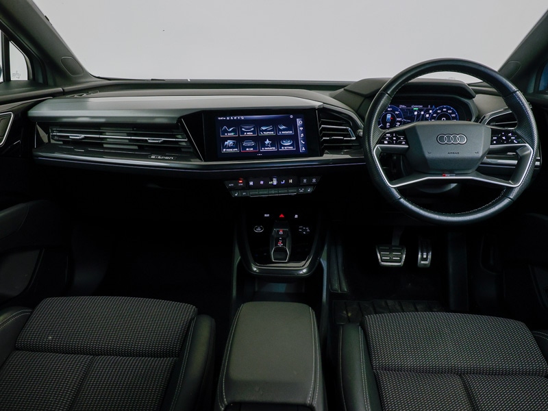 Used Audi Q4 e-tron 2021 for sale - 77424179: Photo 2